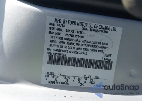 1999 Mercury Grand Marquis Ls z USA, uszkodzony, nr VIN 2MEFM75W9XX606542